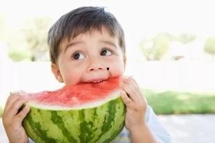 日本的小孩吃瓜,甜蜜滋味中的童年回忆